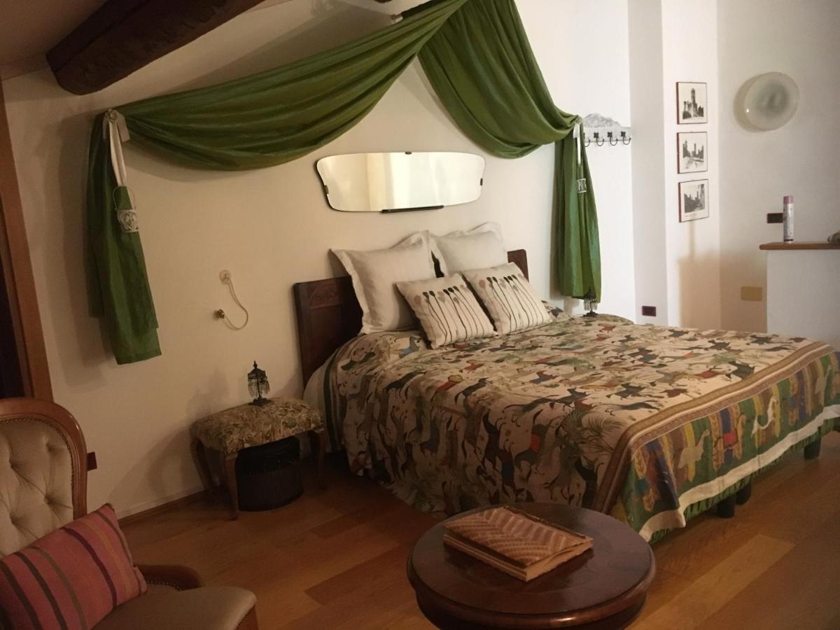 Bed And Breakfast Villa Franca วิลลาฟรันกา ดี เวโรนา ภายนอก รูปภาพ